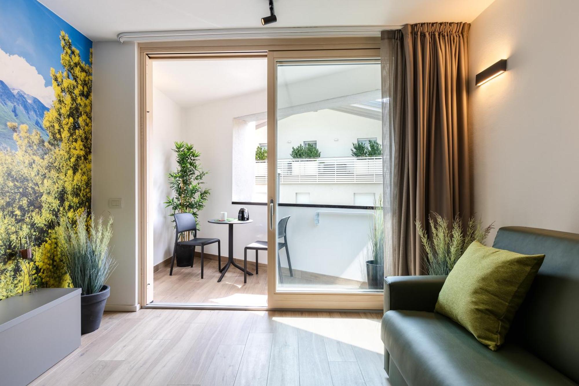 Boutique Apartments By Annalisa Torbole Sul Garda Kültér fotó