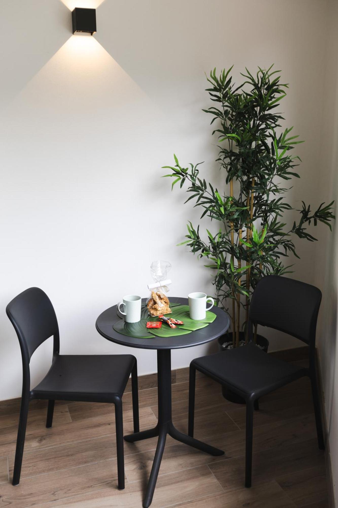 Boutique Apartments By Annalisa Torbole Sul Garda Kültér fotó