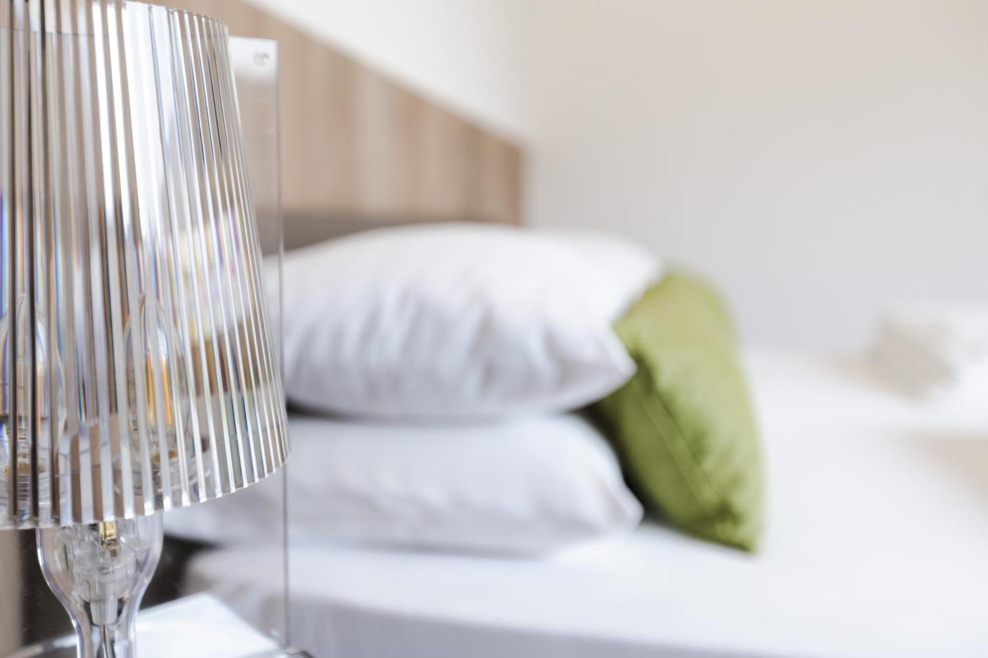 Boutique Apartments By Annalisa Torbole Sul Garda Kültér fotó
