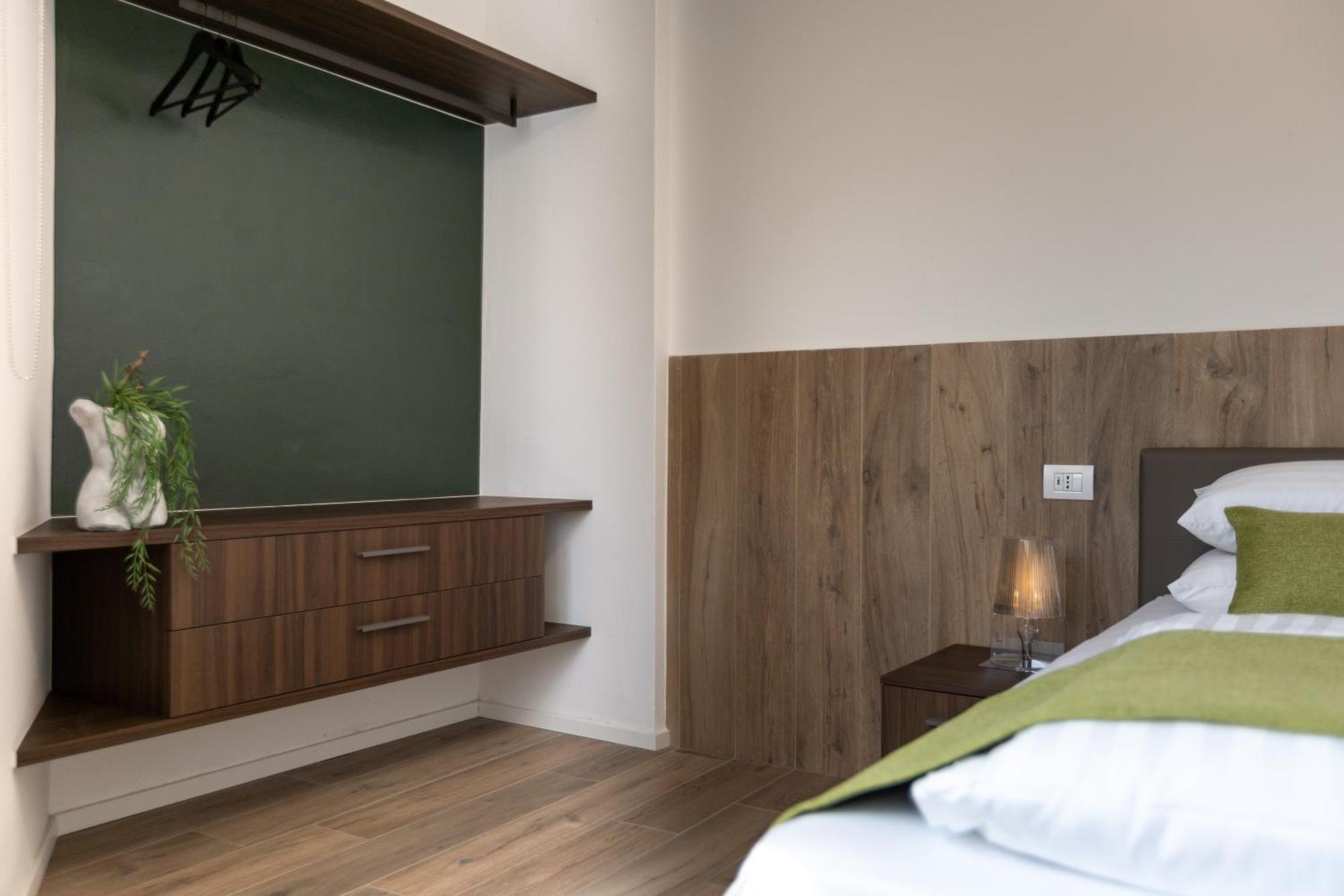 Boutique Apartments By Annalisa Torbole Sul Garda Kültér fotó